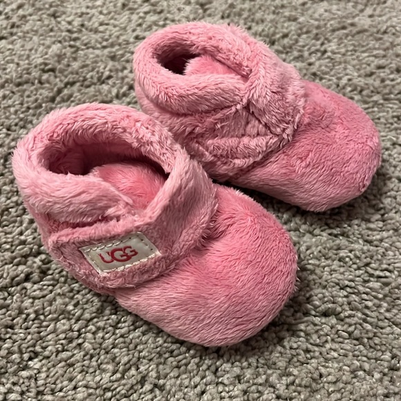 UGG Bixbee Bootie - Picture 1 of 6